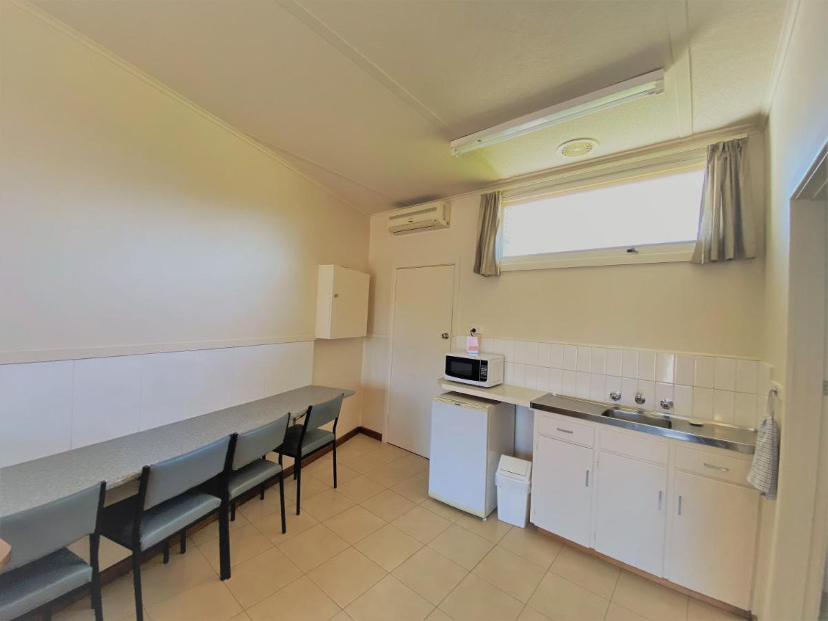 The Terang Motor Inn Buitenkant foto