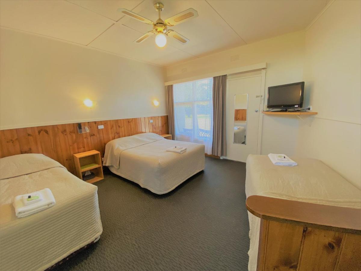 The Terang Motor Inn Buitenkant foto