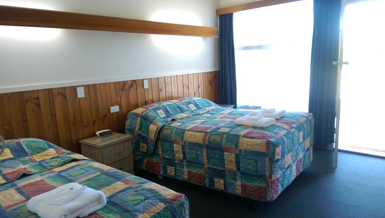 The Terang Motor Inn Buitenkant foto